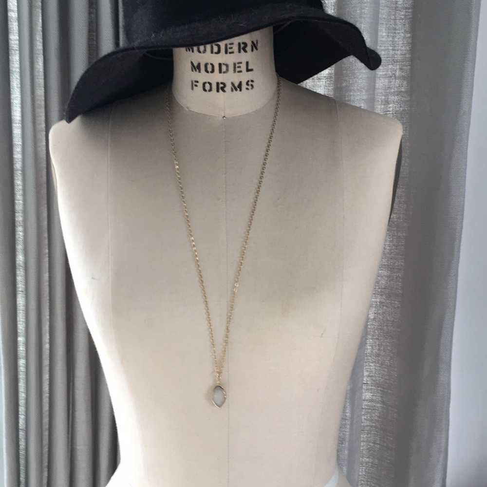 Boho necklace with white Druzi look pendant